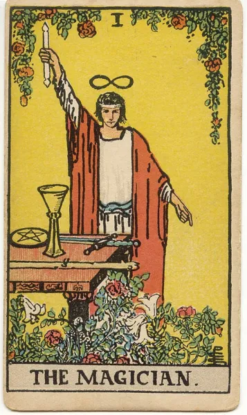 El Mago, carta del tarot Rider-Waite-Smith ilustrada por Pamela Colman Smith (1909)