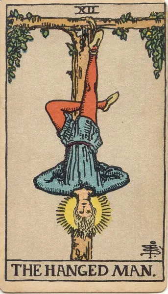 El Colgado, carta del tarot Rider-Waite-Smith ilustrada por Pamela Colman Smith (1909)
